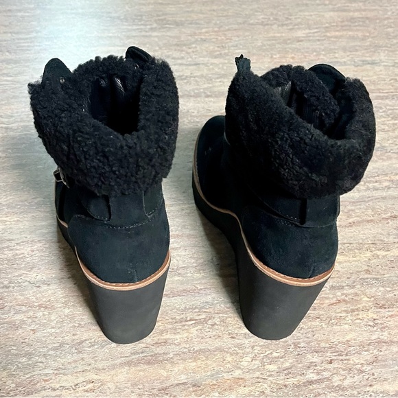 Coach Kenna wedge suede ankle boots with Sherpa - Picture 2 of 16